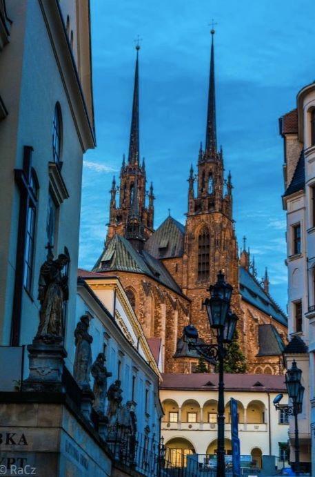 Downtown Flat Under Spilberk Castle Apartment Brno Luaran gambar